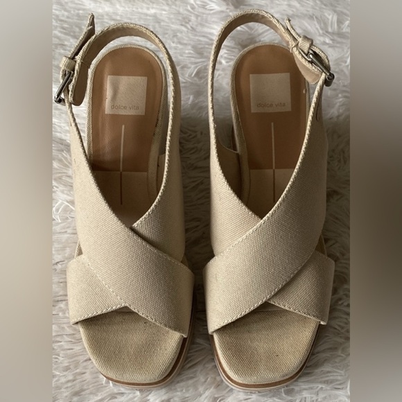 Women’s Sz 8 crossed straps wedge canvas sandals - Picture 1 of 11